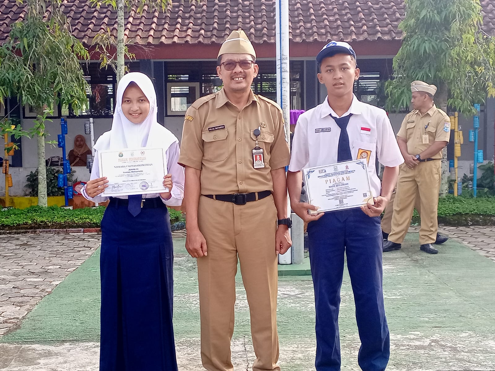 Persembahan Prestasi Siswa SMP Negeri 1 Karangmoncol di Awal Tahun Pelajaran 2025/2026